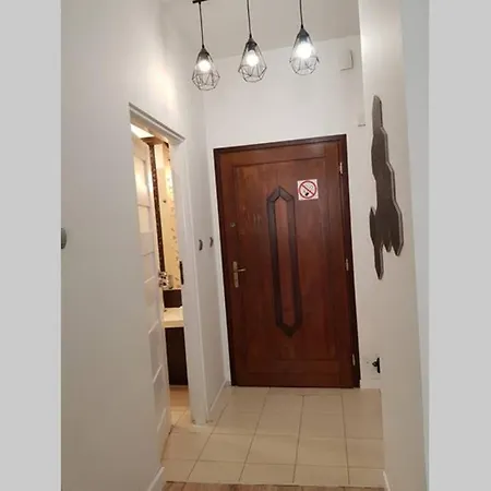 Cozy Modern In Old Town